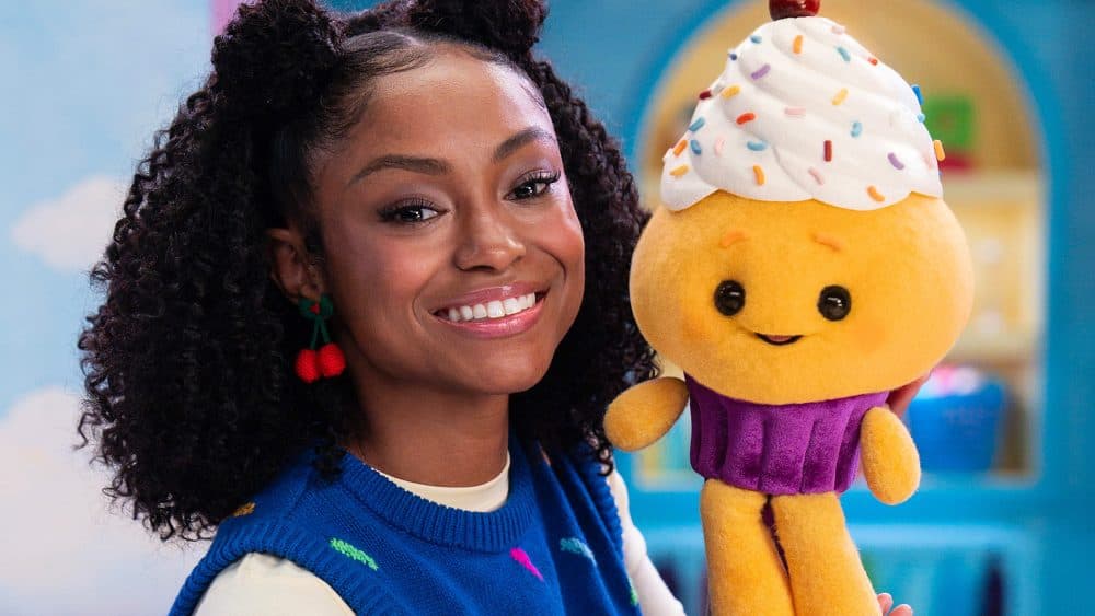 "Adventures at the WOW Workshop: Megan Baptist and her New Co-star Cupcake Join Forces for Preschool Learning Fun!"
