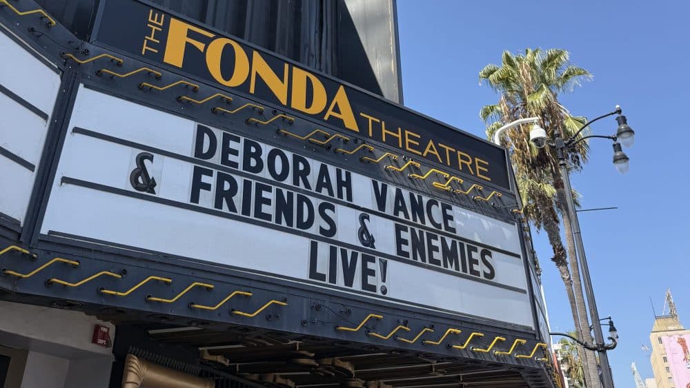 Deborah Vance & Friends Live!: Jean Smart and Hannah Einbinder Bring "Hacks" Characters to Life on Stage