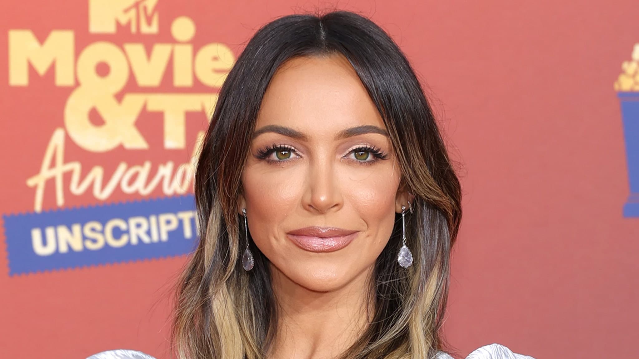 Farrah Brittany's Baby Daddy Zach Goldsmith Gets Early Congrats from Estranged Wife