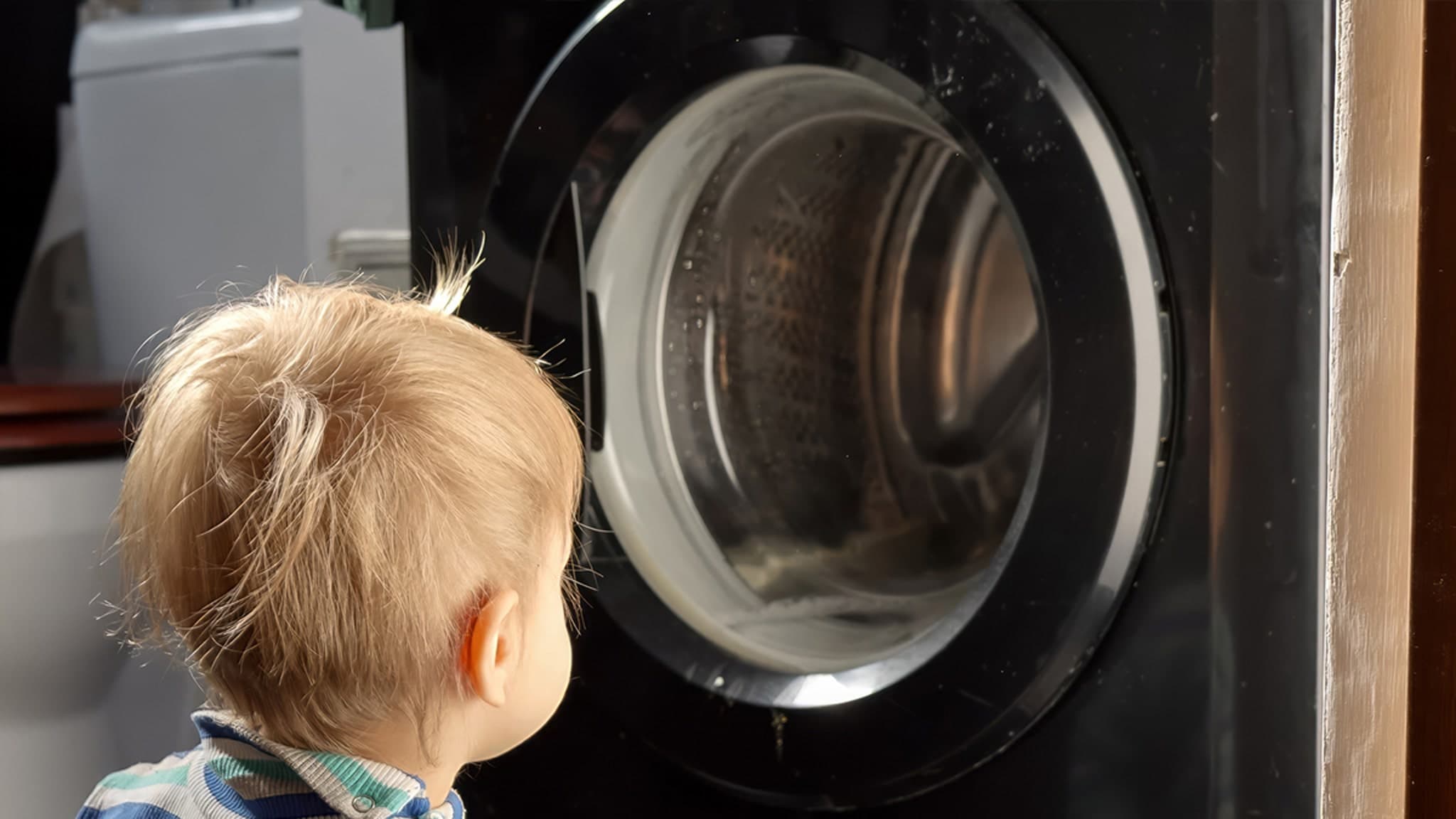 Heartbreaking Tragedy: Toddler Electrocuted by Clothes Dryer in Kansas Home