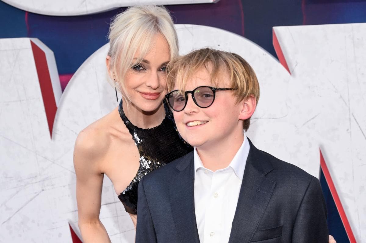 Anna Faris Navigates Religious Differences with Son Jack Pratt